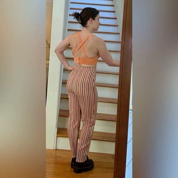 *3 for $9* Peachy Plunge Crop Top - Picture 3 of 9